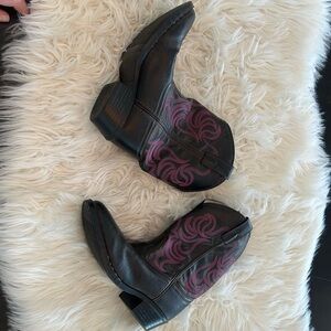 Smokey Mountain Kids Size 3 Black and Purple Boots